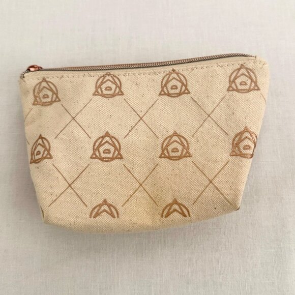 Small Beige Canvas Printed Pouch Cosmetic Bag 6x4x2 Inches Rose Gold Zipper - Picture 1 of 11